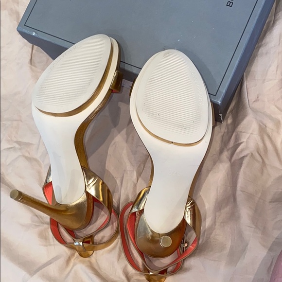 BCBG stunning pink and gold “MA-FINITE” heels - Picture 5 of 7